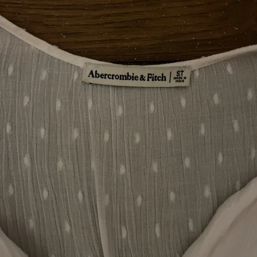 Abercrombie and Fitch White Sundress - Picture 5 of 6